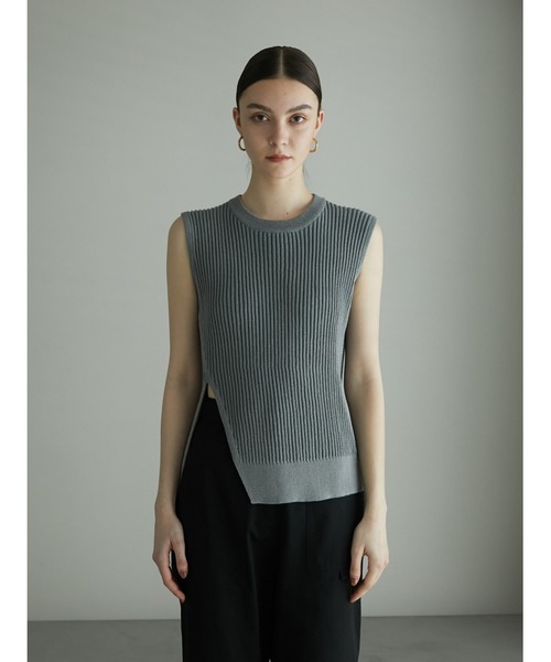 LA PEAU DE GEM（ラポドゥジェム）の「【LA PEAU DE GEM】ストライプ編みリブタンク（タンクトップ・レディース・ブラック/グレー/ベージュ・FREE）」の18枚目の写真