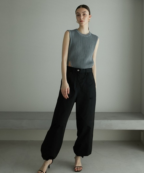 LA PEAU DE GEM（ラポドゥジェム）の「【LA PEAU DE GEM】ストライプ編みリブタンク（タンクトップ・レディース・ブラック/グレー/ベージュ・FREE）」の16枚目の写真