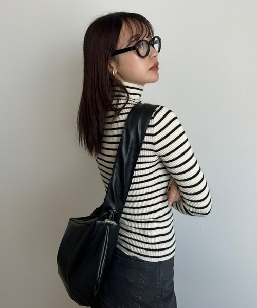 y/m by 村岡美里（イムバイムラオカミサト）の「ドローコードショルダーBAG（ショルダーバッグ・レディース・ブラウン/アイボリー/ブラック・FREE）」の17枚目の写真