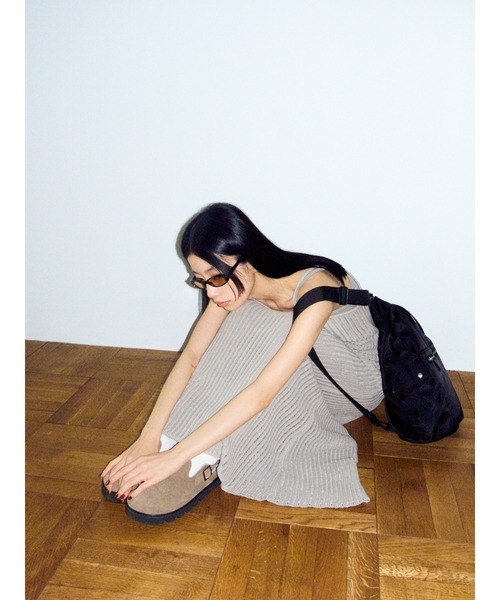 LAGUA GEM（ラグアジェム）の「LOW GAUGE KNIT キャミワンピース（ワンピース・レディース・オフホワイト/グレー/ブラック・FREE）」の17枚目の写真