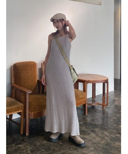 LAGUA GEM（ラグアジェム）の「LOW GAUGE KNIT キャミワンピース（ワンピース・レディース・オフホワイト/グレー/ブラック・FREE）」の20枚目の写真