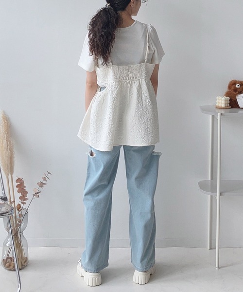 AS KNOW AS plus（アズノゥアズプラス）の「〇脇開きぽこぽこビスチェとTシャツ セット（Tシャツ/カットソー・レディース・ブラック/サックスブルー/オフホワイト・FREE）」の11枚目の写真