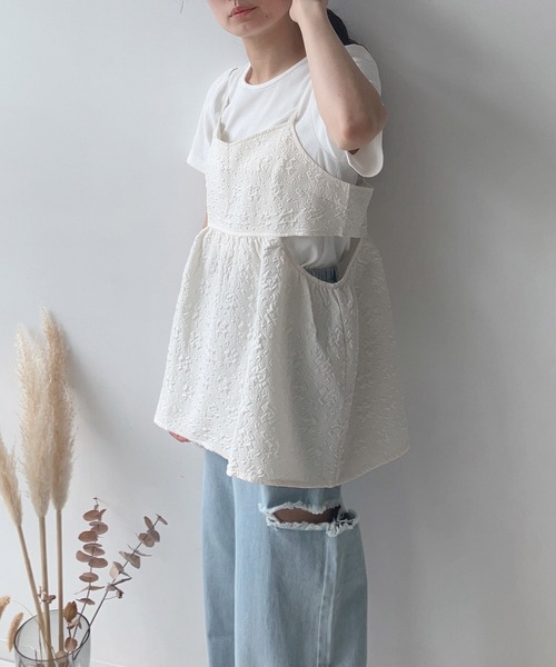 AS KNOW AS plus（アズノゥアズプラス）の「〇脇開きぽこぽこビスチェとTシャツ セット（Tシャツ/カットソー・レディース・ブラック/サックスブルー/オフホワイト・FREE）」の5枚目の写真