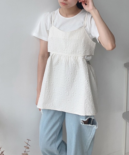 AS KNOW AS plus（アズノゥアズプラス）の「〇脇開きぽこぽこビスチェとTシャツ セット（Tシャツ/カットソー・レディース・ブラック/サックスブルー/オフホワイト・FREE）」の4枚目の写真