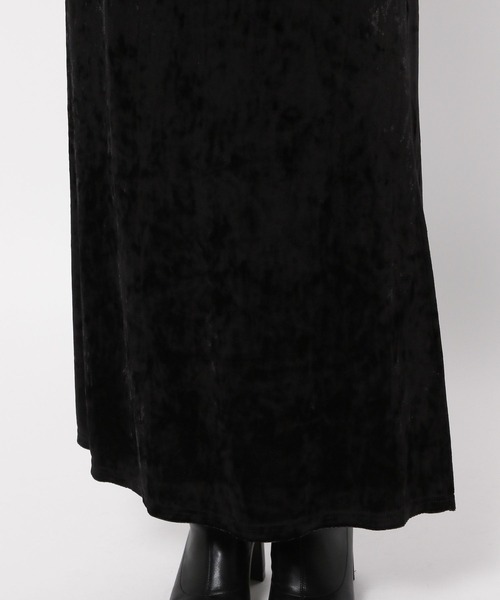 LOWRYS FARM（ローリーズファーム）の「クラッシュベロアスリットスカート　966362（スカート・レディース・ブラック/グレー/アイボリー/パープル/ピンクベージュ・FREE）」の15枚目の写真
