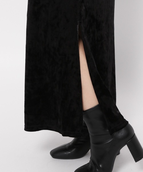 LOWRYS FARM（ローリーズファーム）の「クラッシュベロアスリットスカート　966362（スカート・レディース・ブラック/グレー/アイボリー/パープル/ピンクベージュ・FREE）」の16枚目の写真