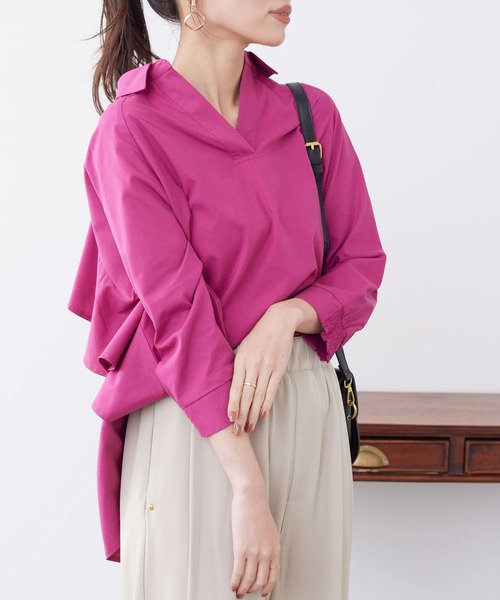 Chez toi(シェトワ)の「7分袖BACKフリルスキッパーシャツ(シャツ/ブラウス・レディース・ピンク/キャメル/オフホワイト/ブラック・FREE)」の4枚目の写真