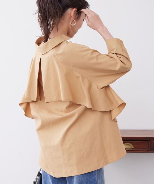 Chez toi(シェトワ)の「7分袖BACKフリルスキッパーシャツ(シャツ/ブラウス・レディース・ピンク/キャメル/オフホワイト/ブラック・FREE)」の15枚目の写真