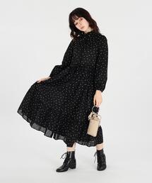 To b. by agnes b.（トゥービーバイアニエスベー）の「WU79 ROBE