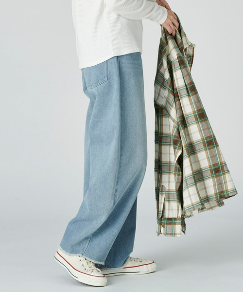 BACK NUMBER（バックナンバー）の「【BACK NUMBER】コクーンワイドデニムパンツ（デニムパンツ・レディース・ノンウォッシュ/ライトインディゴブルー・S/M/L）」の4枚目の写真