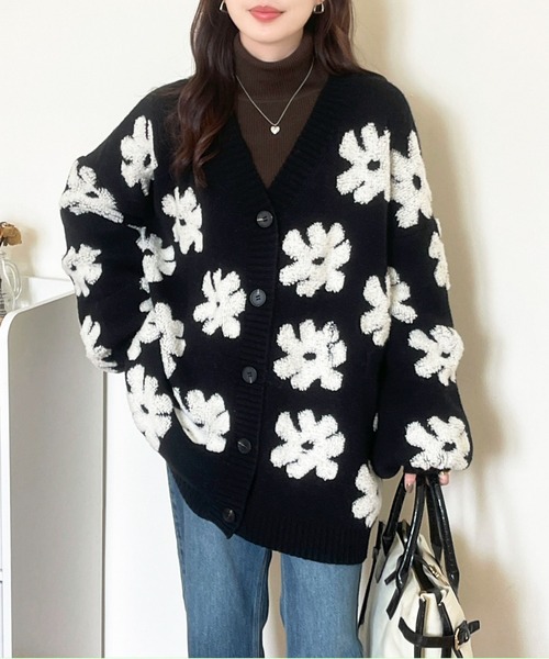 emi+（エミプラス）の「花柄ボアリブニットカーディガン（カーディガン