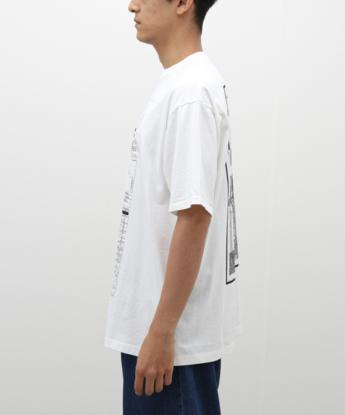 C.E（シーイー）の「【C.E / シーイー】MD UNCANNY NORMAL T（Tシャツ/カットソー・メンズ・ホワイト/ブラック・LARGE/MEDIUM）」の5枚目の写真