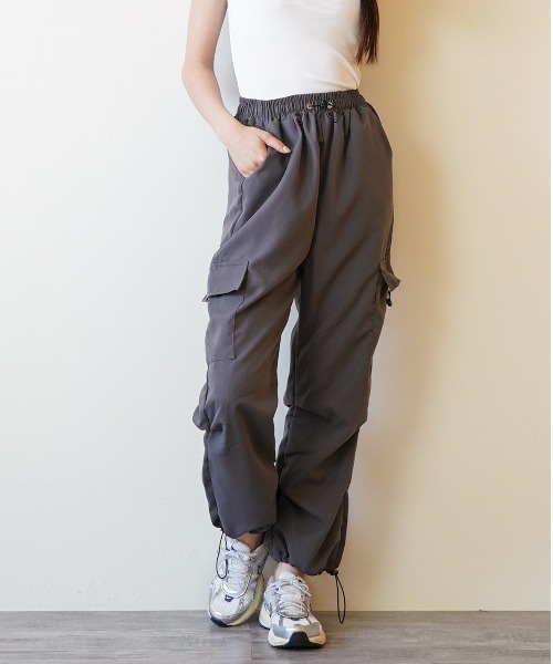 グレー カーゴパンツ　36　新宿ルミネで購入 セール】裾 スピンドル 付き レディースイージーカーゴパンツ