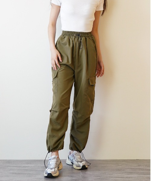 【番8883】chuclla カーゴパンツ　バルーン　未使用　レディS 番8883】chuclla カーゴパンツ バルーン 未使用 レディS chuclla