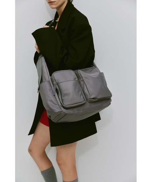 un/neu（アンノイ）の「ツイルポケットBIGボディバッグ/ 大容量 / マザーズバッグ / ペアレンツバッグ（ショルダーバッグ・レディース・ブラック/グレー/ブラウン・FREE）」の18枚目の写真