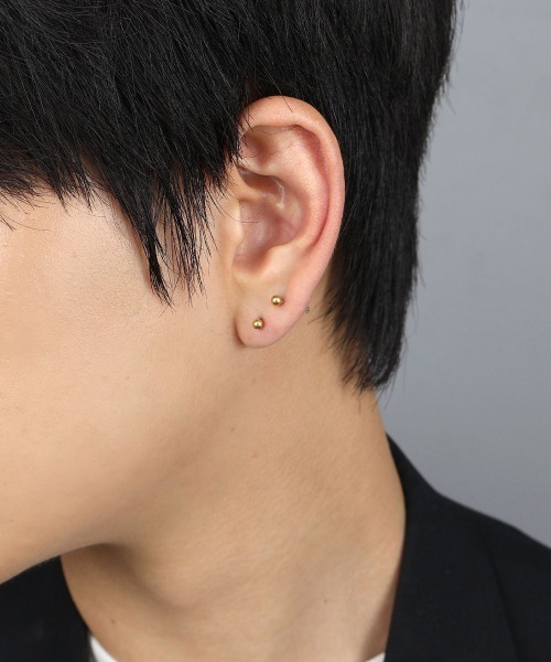 セール】メタルボール スタッドピアス 3セット / サージカル