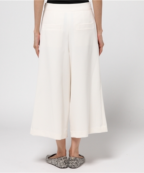 NATURAL BEAUTY BASIC（ナチュラルビューティーベーシック）の「ストレッチガウチョパンツ（その他パンツ・レディース・ホワイト系その他/ブラック・SMALL/X-SMALL/MEDIUM）」の12枚目の写真