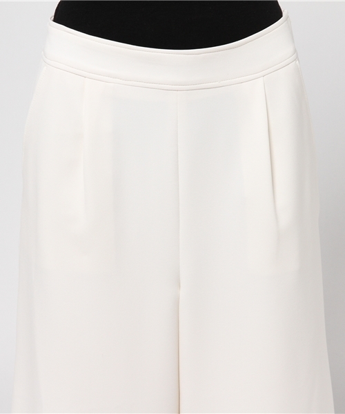 NATURAL BEAUTY BASIC（ナチュラルビューティーベーシック）の「ストレッチガウチョパンツ（その他パンツ・レディース・ホワイト系その他/ブラック・SMALL/X-SMALL/MEDIUM）」の4枚目の写真