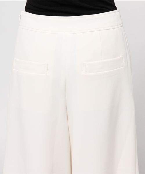 NATURAL BEAUTY BASIC（ナチュラルビューティーベーシック）の「ストレッチガウチョパンツ（その他パンツ・レディース・ホワイト系その他/ブラック・SMALL/X-SMALL/MEDIUM）」の5枚目の写真