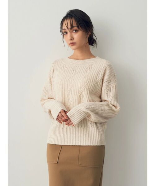 YECCA VECCA（イェッカヴェッカ）の「ダイヤ柄ケーブル編みニット（ニット/セーター・レディース・パープル/グレー/アイボリー・FREE）」の6枚目の写真