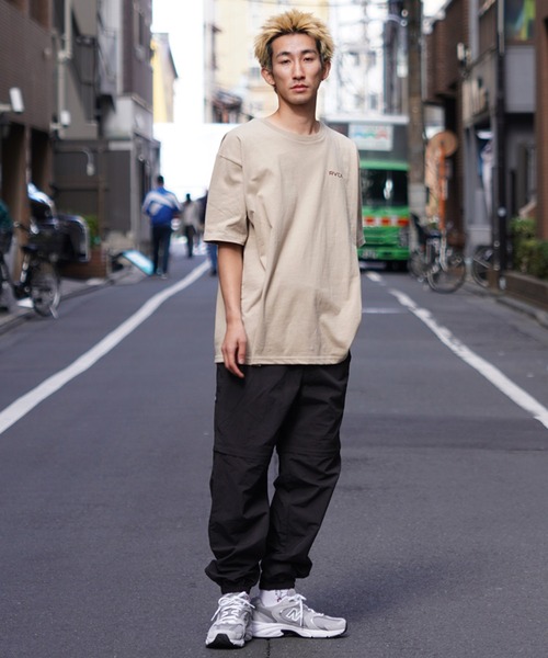 RVCA（ルーカ）の「RVCA/ルーカ 半袖Tee バンダナ柄 ボックスシルエット BE041-P21（Tシャツ/カットソー・メンズ・スミクロ/ベージュ/ホワイト/ブラック・L/M/S）」の10枚目の写真