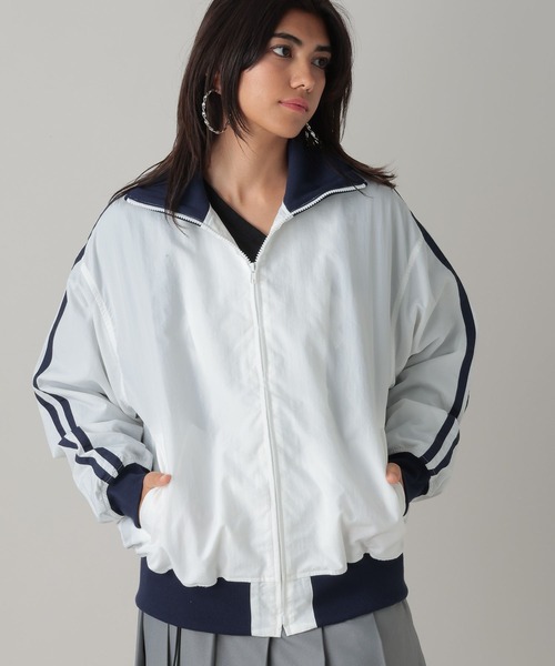 FOREVER 21(フォーエバー トゥエンティーワン)の「【2024SS】トラックジャケット(ブルゾン・レディース・ブラック/オフホワイト/ネイビー・FREE)」の10枚目の写真