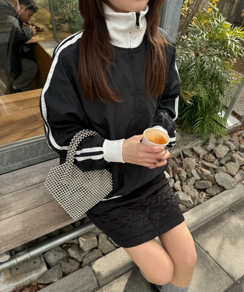 FOREVER 21(フォーエバー トゥエンティーワン)の「【2024SS】トラックジャケット(ブルゾン・レディース・ブラック/オフホワイト/ネイビー・FREE)」の17枚目の写真