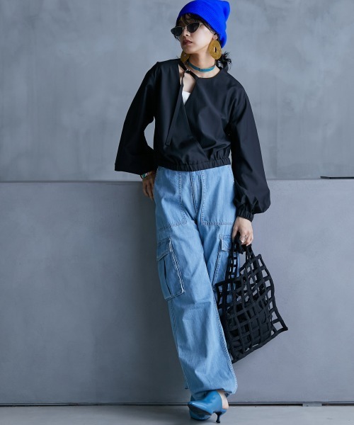 GEVS.(ジェイヴィス)の「<大きいサイズ> クロップド丈デザインブラウス GEVS.(シャツ/ブラウス・レディース・ブラック/グリーン・3L/4L/5L/L/LL)」の9枚目の写真