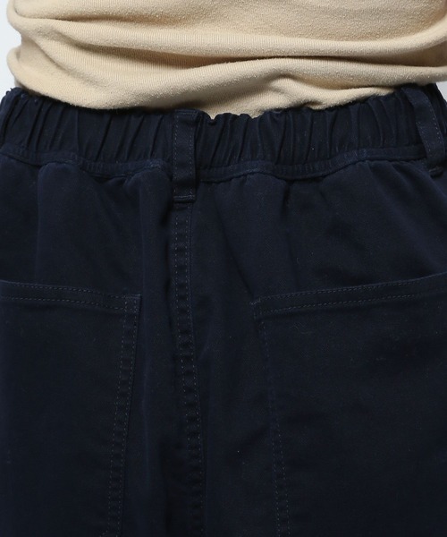 niko and...（ニコアンド）の「ストレッチタックバレルパンツ（その他パンツ・レディース・ネイビー/ベージュ/オリーブ・LARGE/MEDIUM）」の14枚目の写真