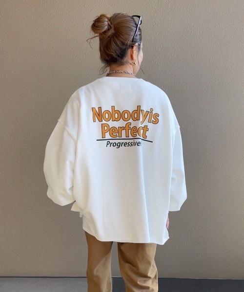 feepur by saya（フェピュールバイサヤ）の「AMB刺繍ロゴスウェット（スウェット・レディース・ピンク/オフホワイト/パープル/オートミール・MEDIUM）」の6枚目の写真