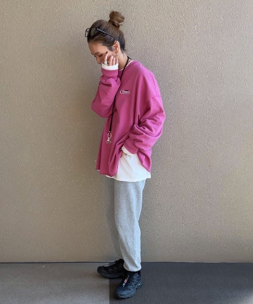 feepur by saya（フェピュールバイサヤ）の「AMB刺繍ロゴスウェット