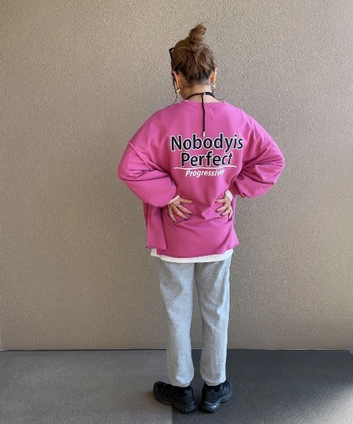 feepur by saya（フェピュールバイサヤ）の「AMB刺繍ロゴスウェット