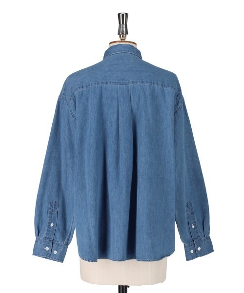 GYMPHLEX（ジムフレックス）の「GYMPHLEX/ジムフレックス　ショートデニム ボタンダウンシャツ　SHORT DENIM B.D. SHIRT　GY-B0198 SDM（シャツ/ブラウス・レディース・ライトインディゴブルー/インディゴブルー・14）」の4枚目の写真