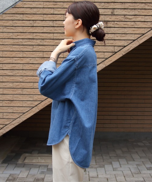 GYMPHLEX（ジムフレックス）の「GYMPHLEX/ジムフレックス　ショートデニム ボタンダウンシャツ　SHORT DENIM B.D. SHIRT　GY-B0198 SDM（シャツ/ブラウス・レディース・ライトインディゴブルー/インディゴブルー・14）」の6枚目の写真