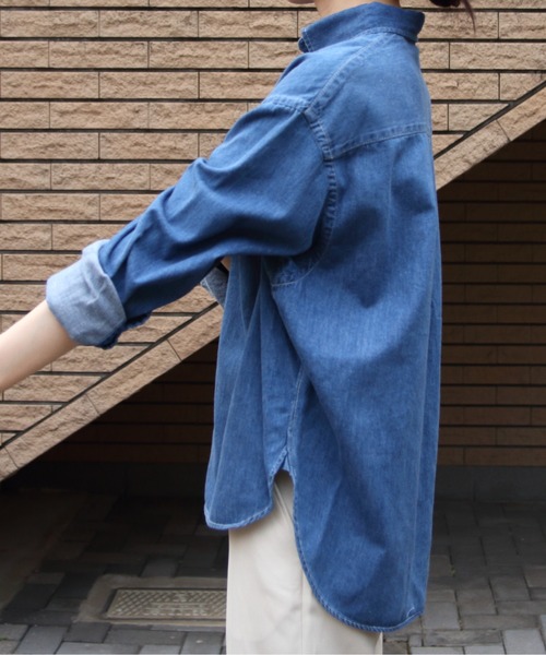 GYMPHLEX（ジムフレックス）の「GYMPHLEX/ジムフレックス　ショートデニム ボタンダウンシャツ　SHORT DENIM B.D. SHIRT　GY-B0198 SDM（シャツ/ブラウス・レディース・ライトインディゴブルー/インディゴブルー・14）」の7枚目の写真