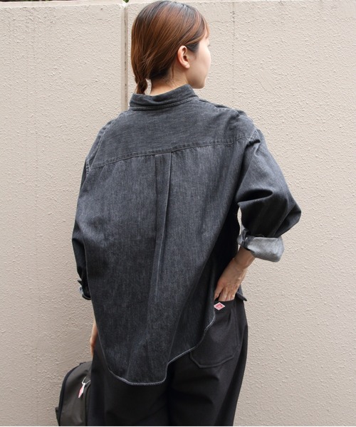 GYMPHLEX(ジムフレックス)の「GYMPHLEX/ジムフレックス ショートデニム ボタンダウンシャツ SHORT DENIM B.D. SHIRT GY-B0198 SDM(シャツ/ブラウス・レディース・ライトインディゴブルー/インディゴブルー/ブラック・14)」の6枚目の写真