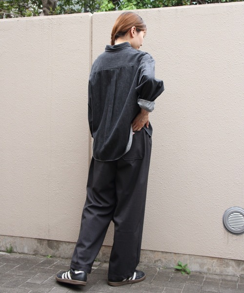 GYMPHLEX(ジムフレックス)の「GYMPHLEX/ジムフレックス ショートデニム ボタンダウンシャツ SHORT DENIM B.D. SHIRT GY-B0198 SDM(シャツ/ブラウス・レディース・ライトインディゴブルー/インディゴブルー/ブラック・14)」の11枚目の写真