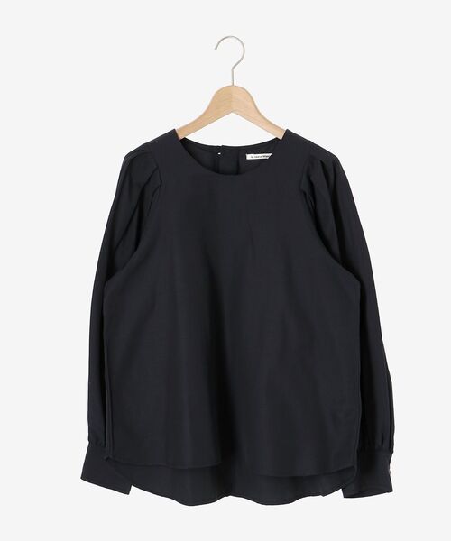 le.coeur blanc(ルクールブラン)の「モイストブロードショルダータックブラウス(シャツ/ブラウス・レディース・ネイビー/オフホワイト・38)」の17枚目の写真