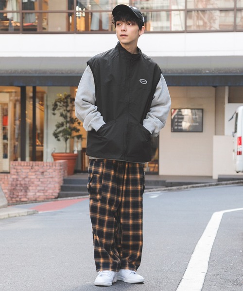 Ridingmania(ライディングマニア)の「【Ridingmania】ナイロン/ワッペンウォームアップミリタリーベスト(ベスト・メンズ・ライトグレー/ブラック/ブラウン系その他・MEDIUM/LARGE)」の20枚目の写真