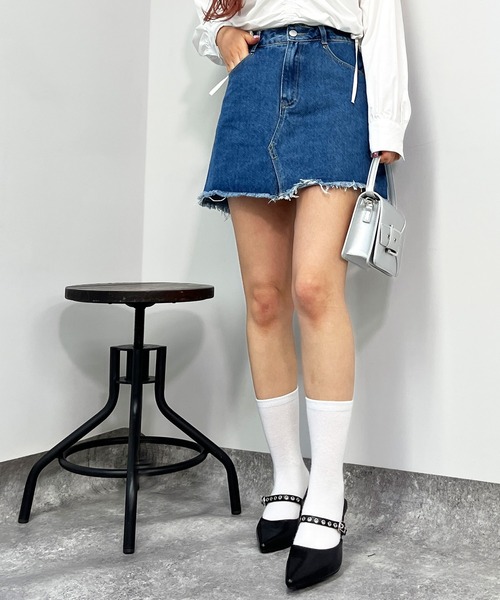 ANAP（アナップ）の「フロントスリットデニムミニスカート（デニムスカート・レディース・ブルー/ブラック・S/M）」の3枚目の写真