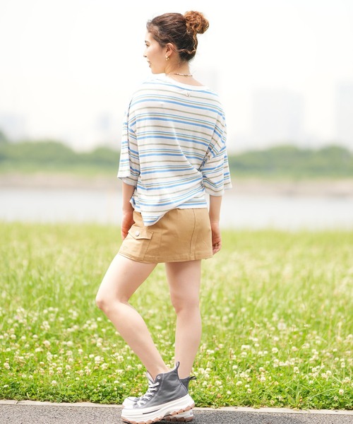 BILLABONG(ビラボン)の「BILLABONG/ビラボン クロップド丈 ボーダーTシャツ BE01C-205(Tシャツ/カットソー・レディース・ブルー系その他2/ブルー系その他/オレンジ系その他・M)」の15枚目の写真