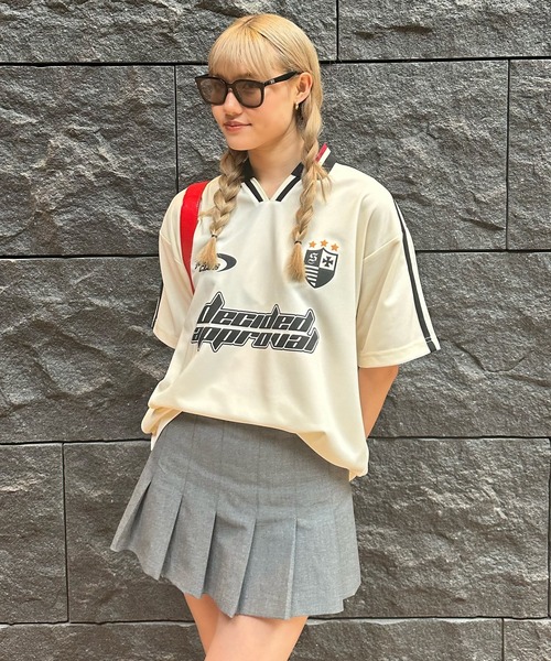 Snap club（スナップクラブ）の「【Snap club】サイドライン半袖ゲームシャツ（Tシャツ/カットソー・レディース・ブラック/グレイッシュブルー/アイボリー/ネイビー・M/L）」の2枚目の写真