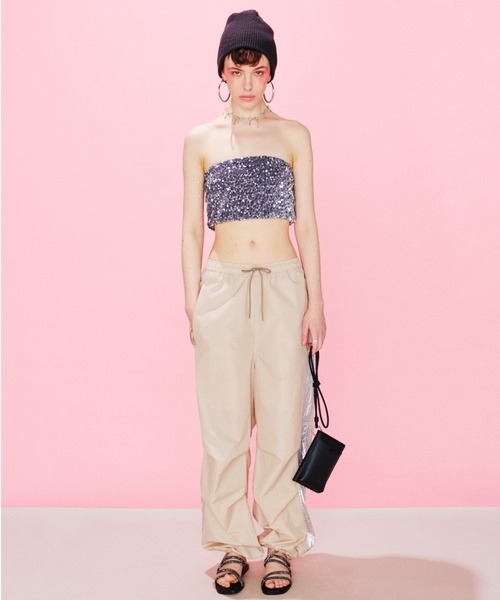 CREOLME（クレオルム）の「(CREOLME)サイドラインナイロンパンツ（その他パンツ・レディース・ブラック/ベージュ・SMALL/MEDIUM）」の18枚目の写真