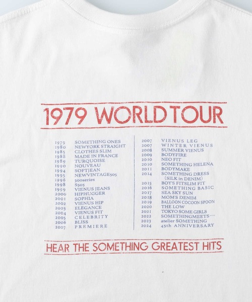 SOMETHING(サムシング)の「SOMETHING(サムシング)ロックTシャツ(Tシャツ/カットソー・レディース・オフホワイト・フリー)」の2枚目の写真