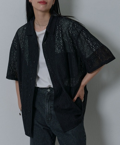 COLONY 2139（コロニートゥーワンスリーナイン）の「レース半袖シャツ（シャツ/ブラウス・メンズ・ホワイト/ブラック・MEDIUM/LARGE）」の5枚目の写真