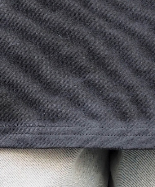 tiptop(ティップトップ)の「箔プリント半袖BIGTシャツ(Tシャツ/カットソー・レディース・ネイビー/オフホワイト/ブラック系その他/ブラック系その他2/ホワイト系その他/ブラック系その他3/ホワイト系その他2/ブラウン系その他/ブラウン系その他2・FREE)」の20枚目の写真