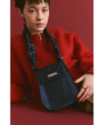 un/neu | ギャザーハンドルサテンフラップバッグ / ショルダーバッグ / 500mlペットボトル収納可能(ショルダーバッグ)