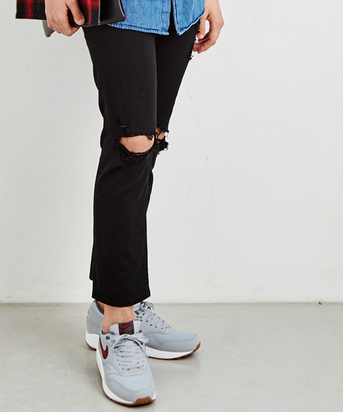 WEGO(ウィゴー)の「WEGO/ クラッシュスキニーパンツ(デニムパンツ・メンズ・ライトインディゴブルー/ホワイト/ブラック・MEDIUM/LARGE)」の3枚目の写真