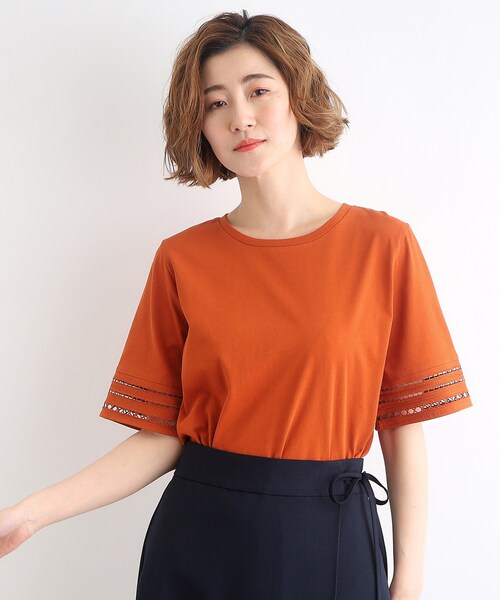 grove（グローブ）の「◆【洗える・接触冷感・UV】袖刺繍デザインTシャツ（Tシャツ/カットソー・レディース・オフホワイト/ブラック/ブラウン系その他6/サックスブルー・01/02/03/04/05）」の3枚目の写真