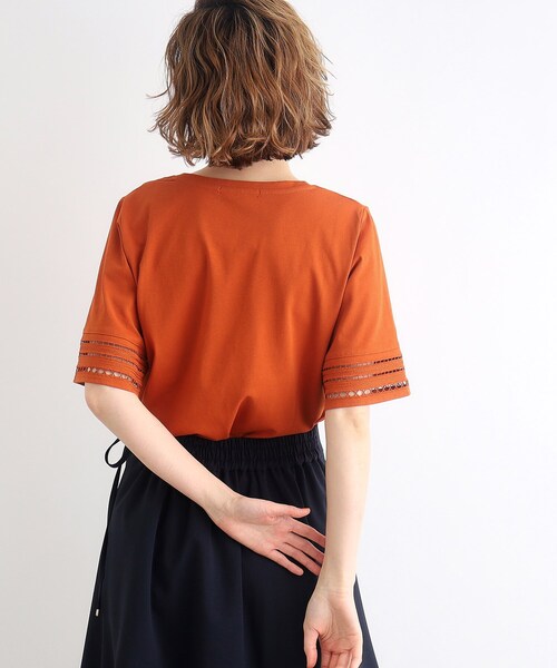 grove（グローブ）の「◆【洗える・接触冷感・UV】袖刺繍デザインTシャツ（Tシャツ/カットソー・レディース・オフホワイト/ブラック/ブラウン系その他6/サックスブルー・01/02/03/04/05）」の14枚目の写真
